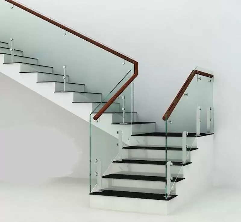 Cầu thang kính cường lực